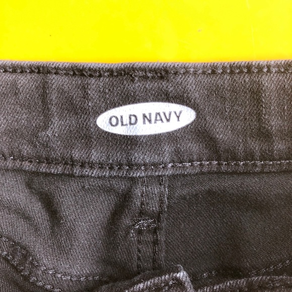 OLD NAVY Black denim shorts - Size 12 - Picture 5 of 5